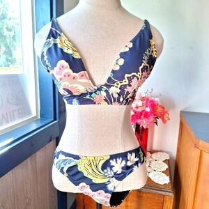 J Crew Floral Bikini Set, Style#H7643, Style#H7642, Size Small